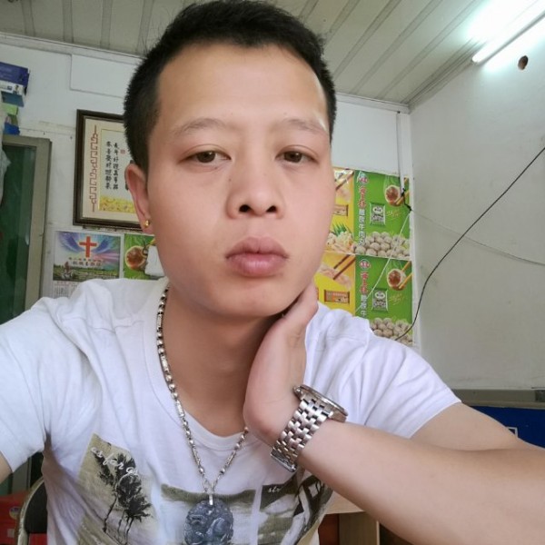依卿的照片