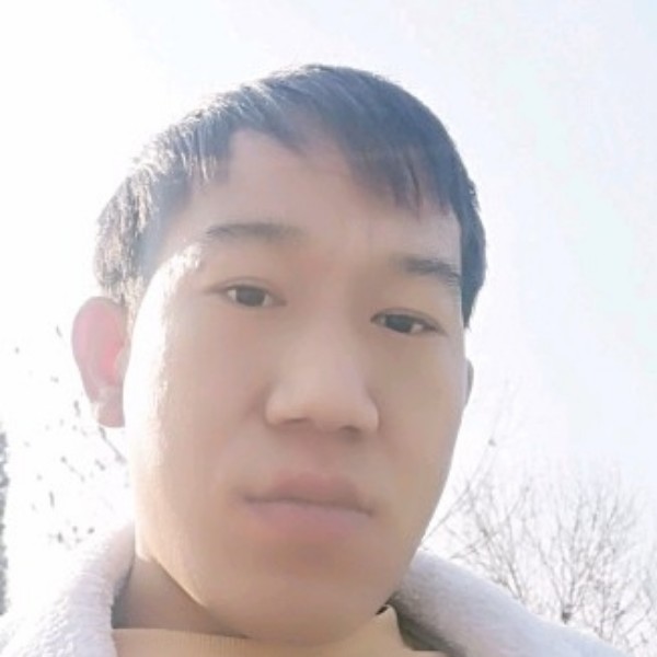 黄俊松的照片
