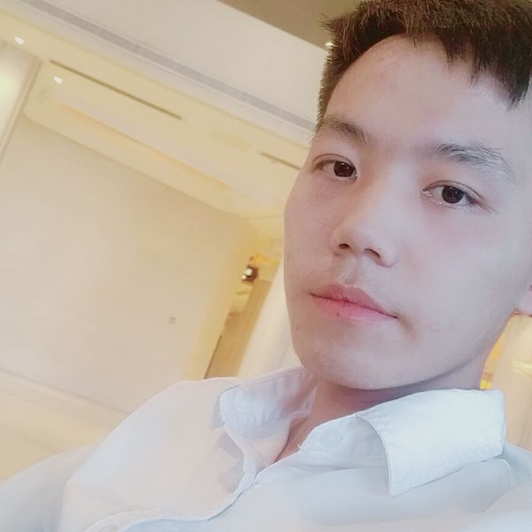 李少。的照片