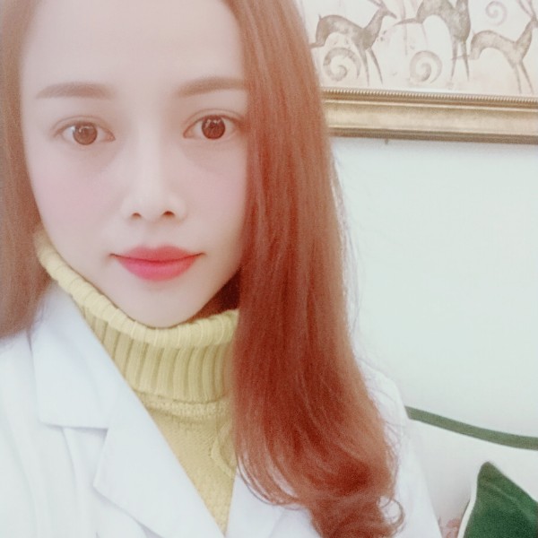悠悠女的照片