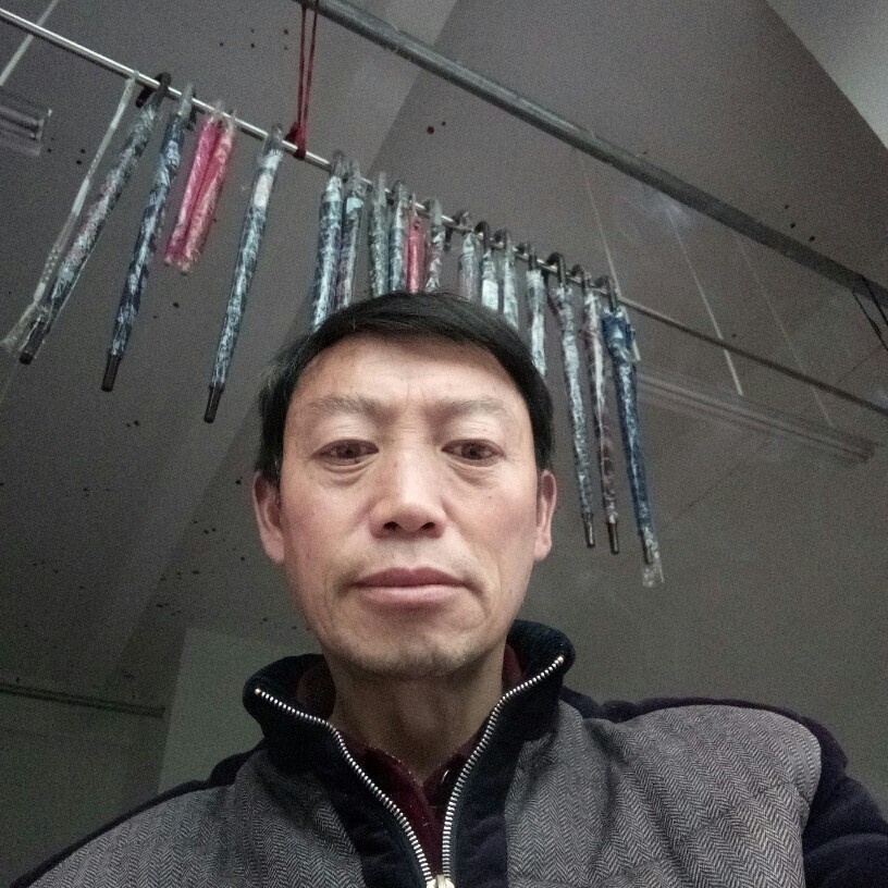 外向苦恋初雨的照片