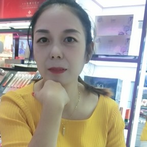 不安凝眸的照片