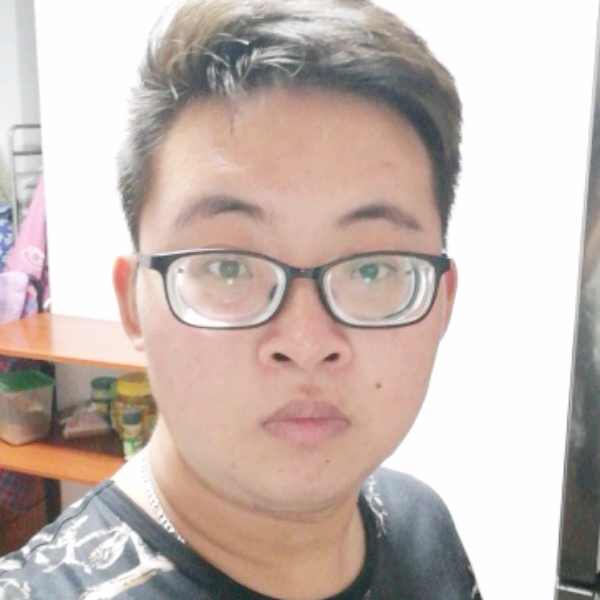 轻松扯紫萱的照片