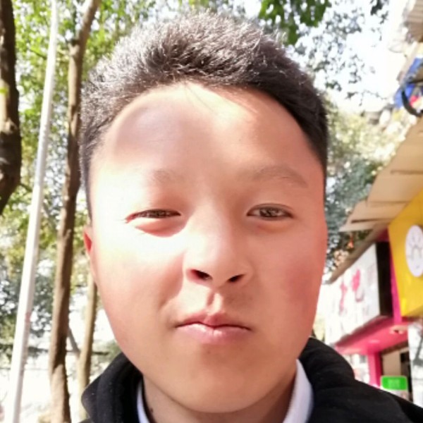 邓巴的照片