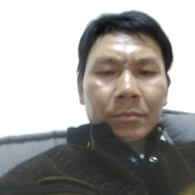 青衣明媚的照片