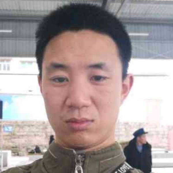刘峻邑的照片