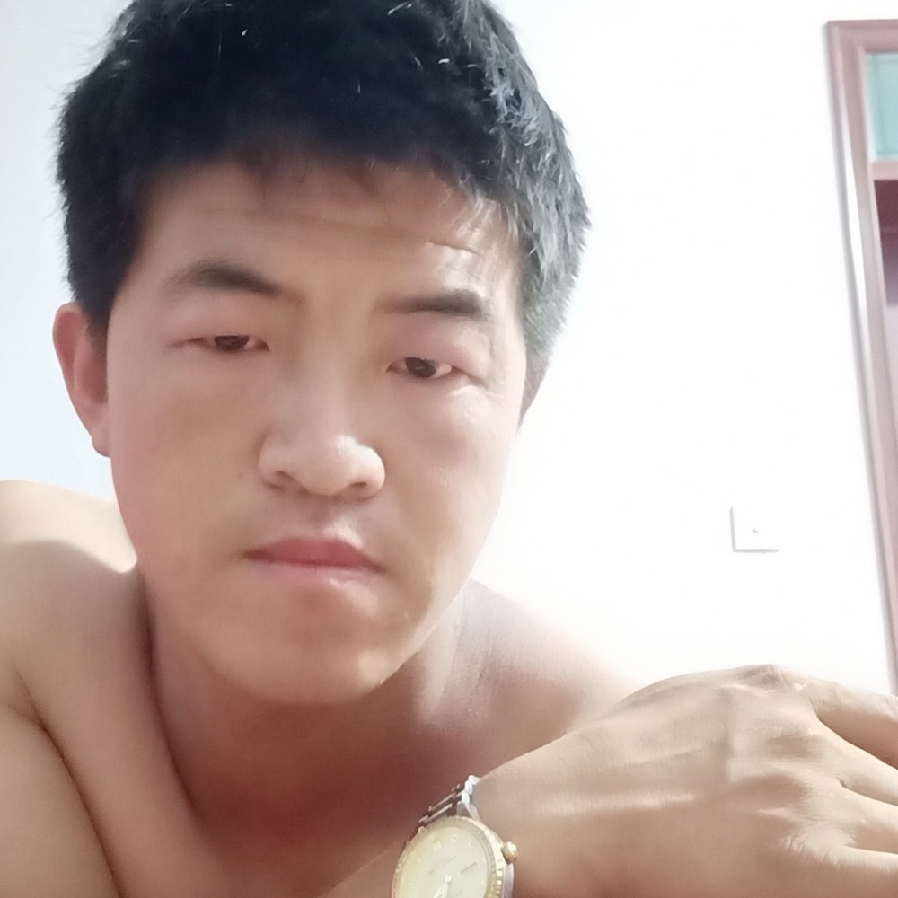 行最后一次军礼的照片