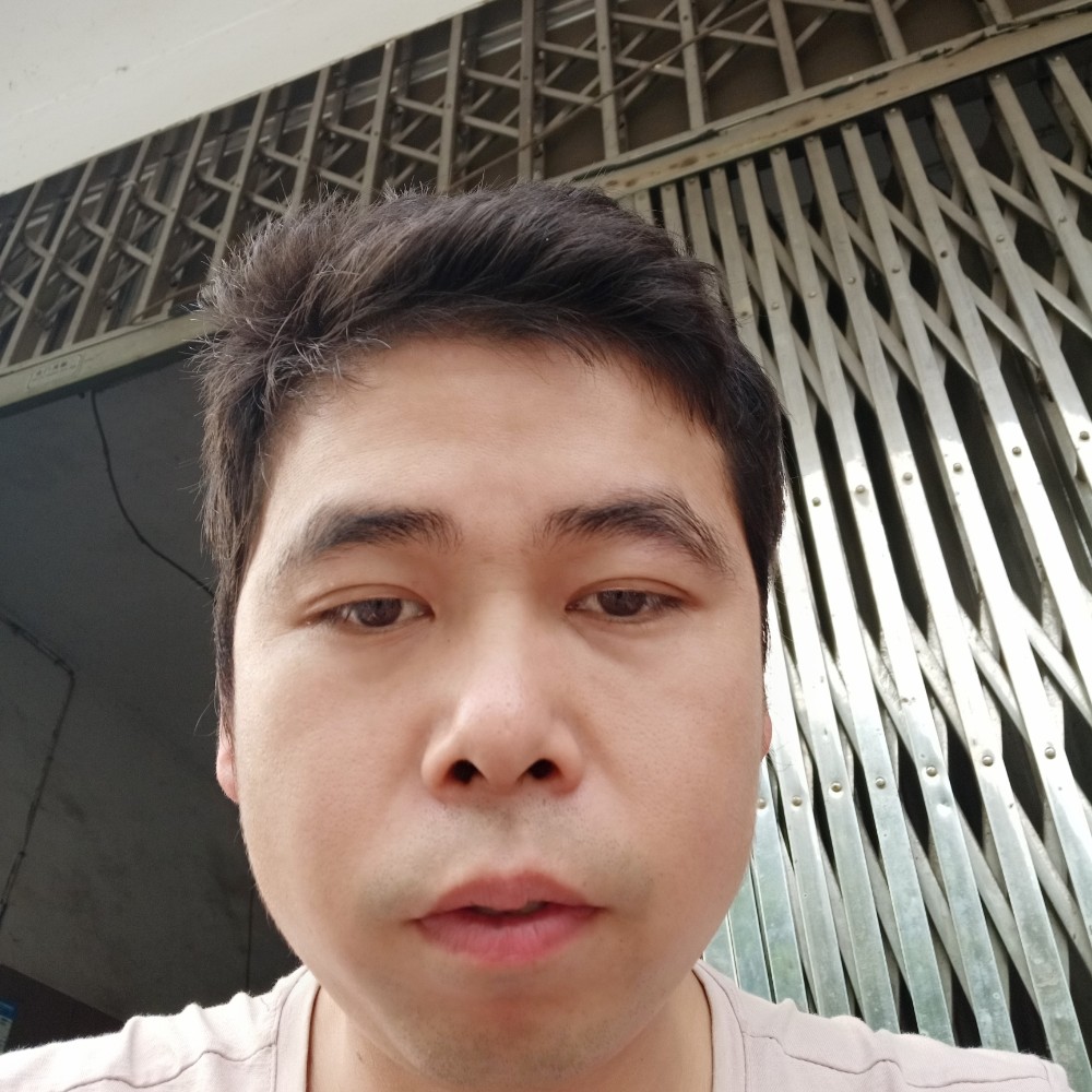 草莓相许爱笑的照片