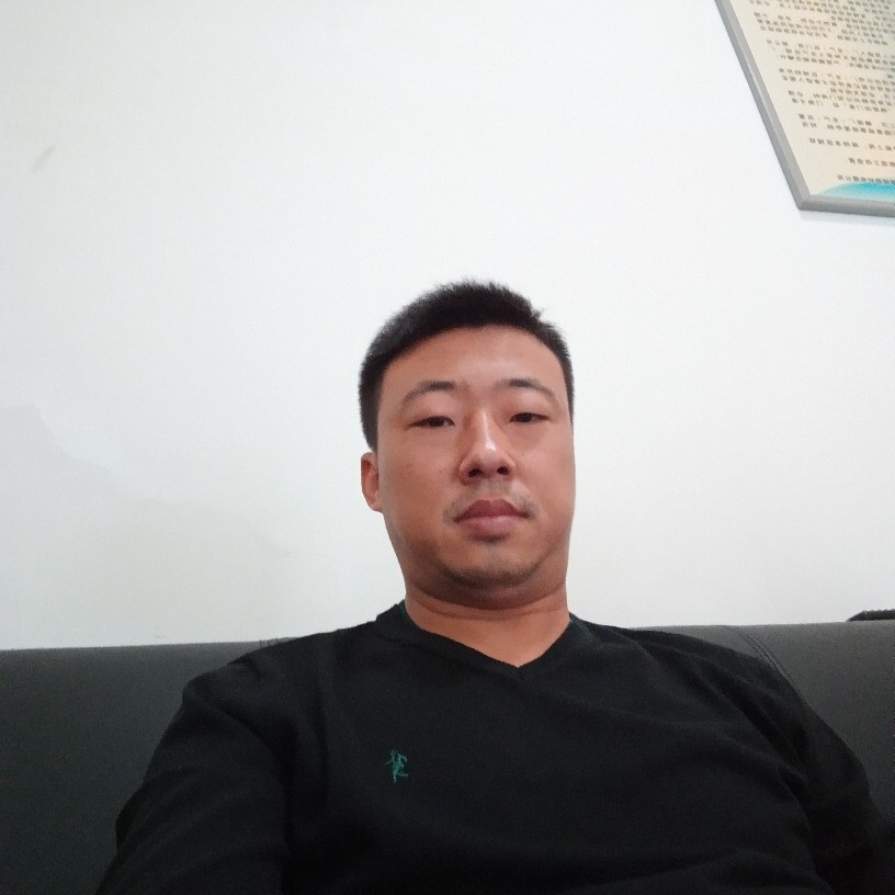梁正礼的照片