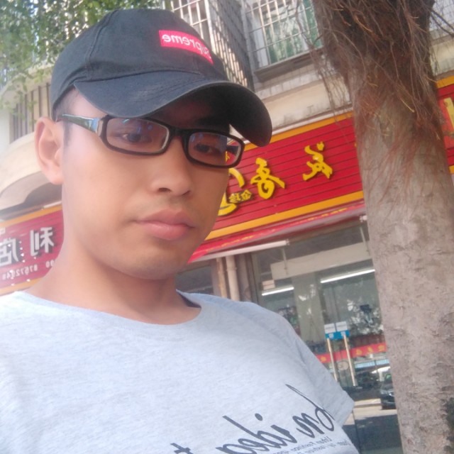 清茶✘的照片