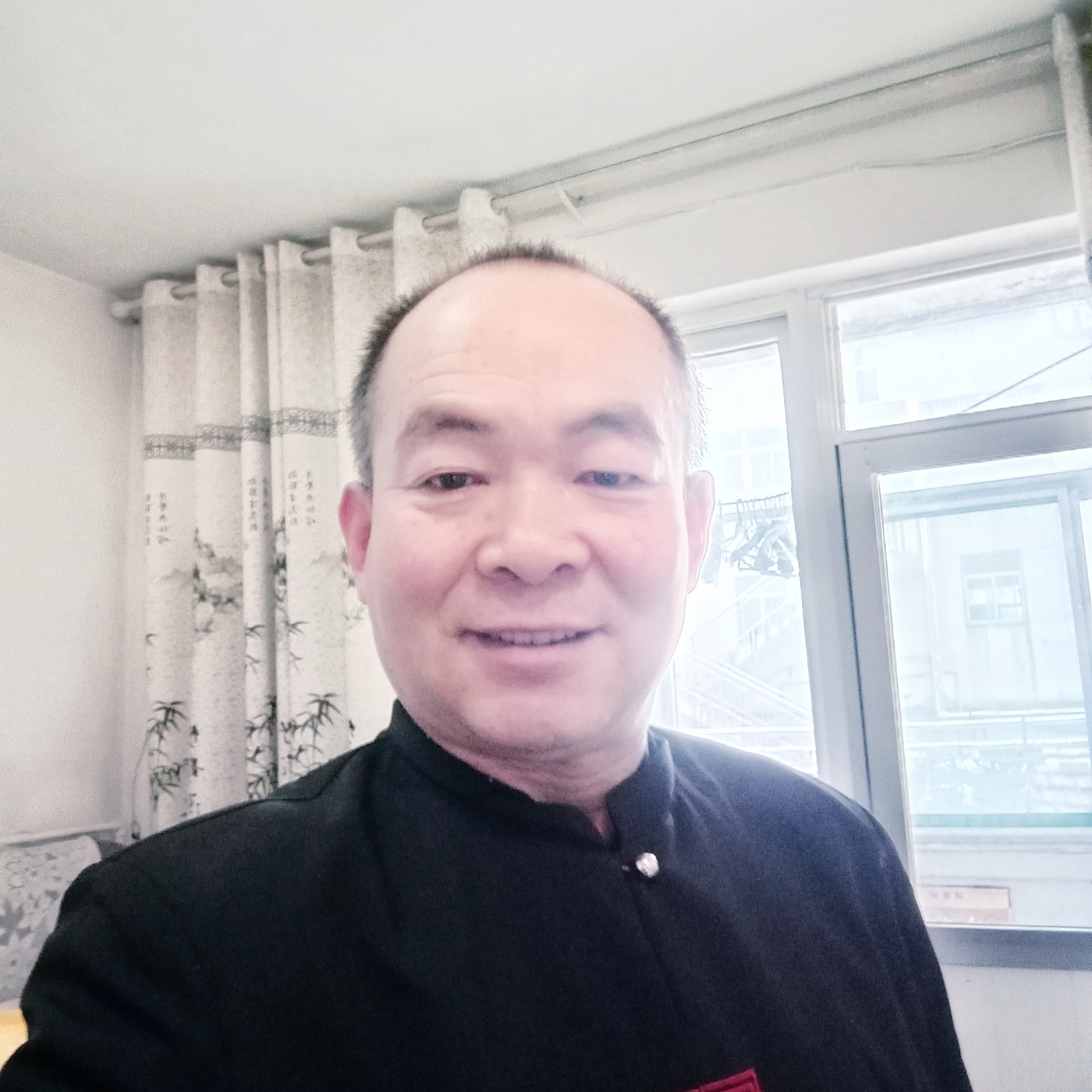 长颈鹿平常的照片