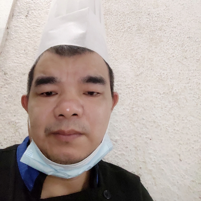 黄定尧的照片