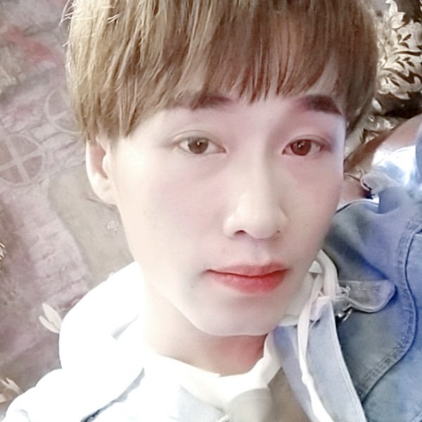 溺爱的橘子皮的照片