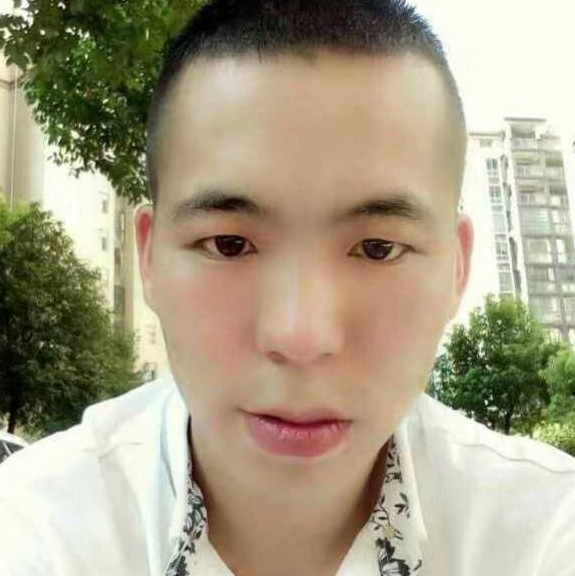 小懒虫笑帅气的照片