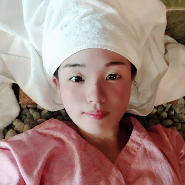 情话浅吻悲凉的照片