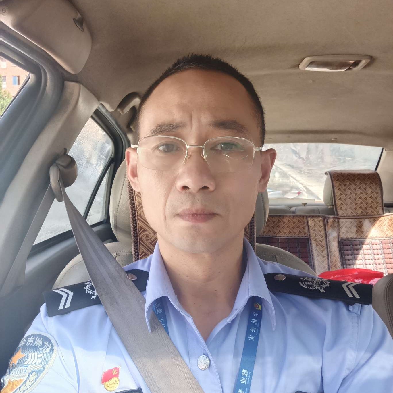 咖啡豆邂逅辛勤的照片
