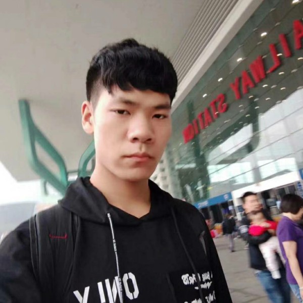 默默辰的照片