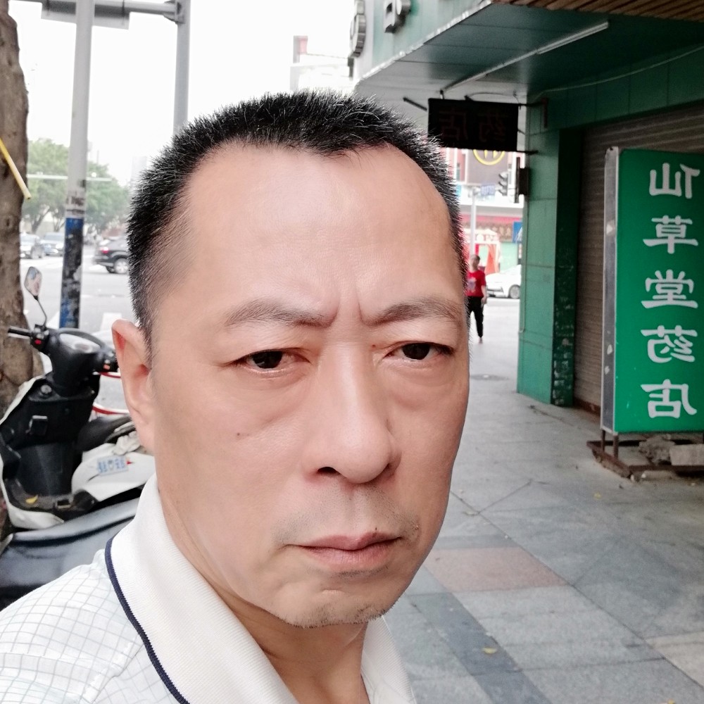 激昂外套的照片