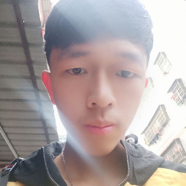 林炜昕的照片