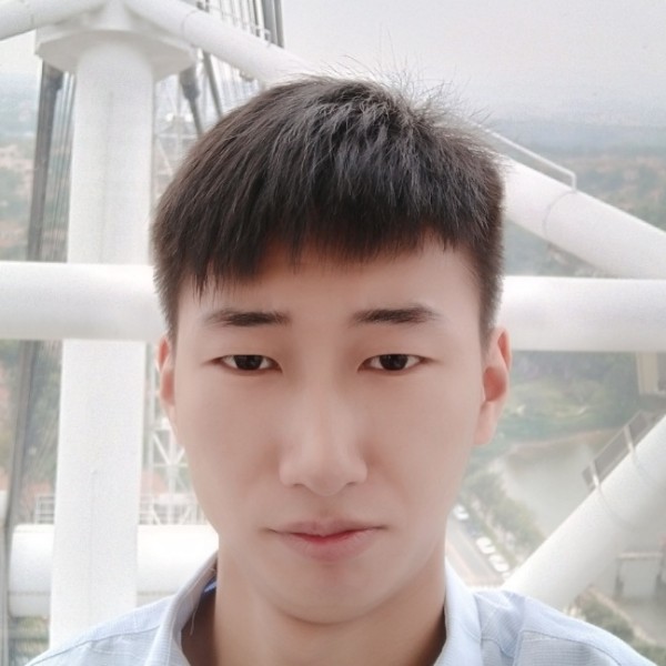 洪晓天的照片