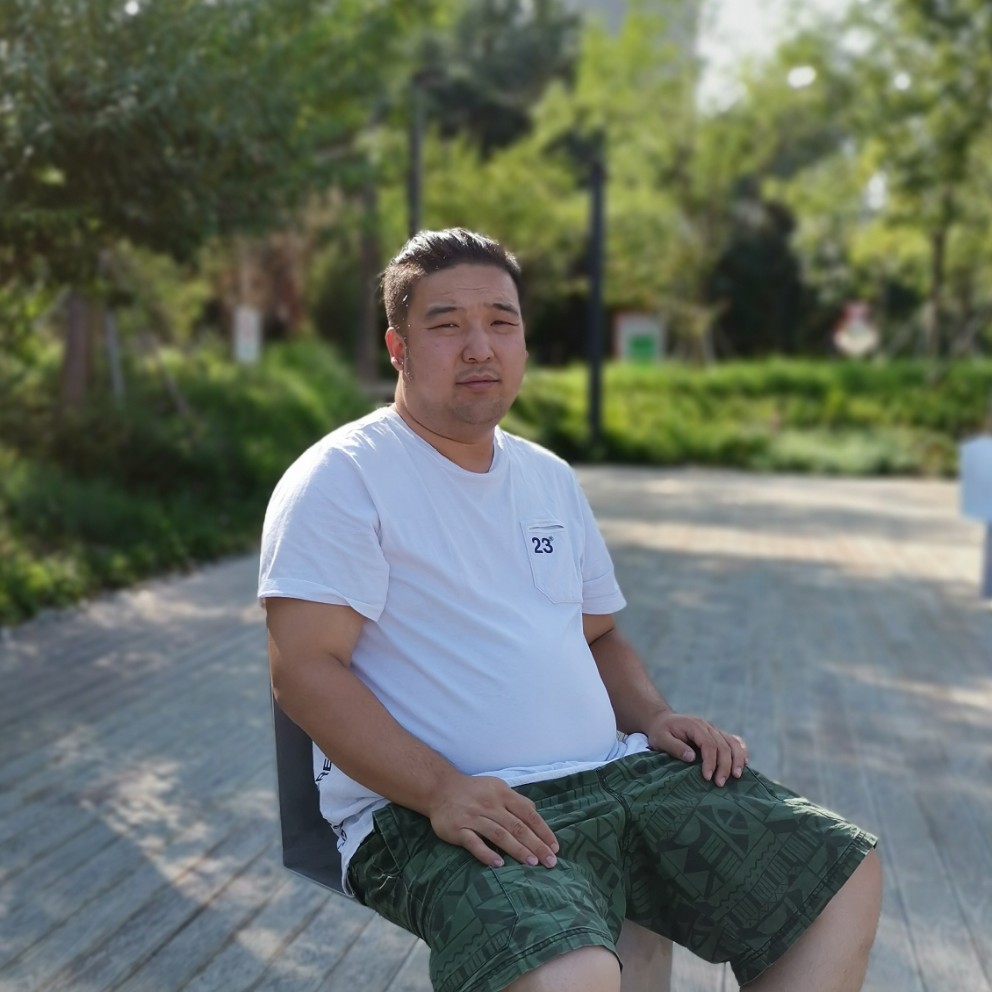 激昂和大地的照片