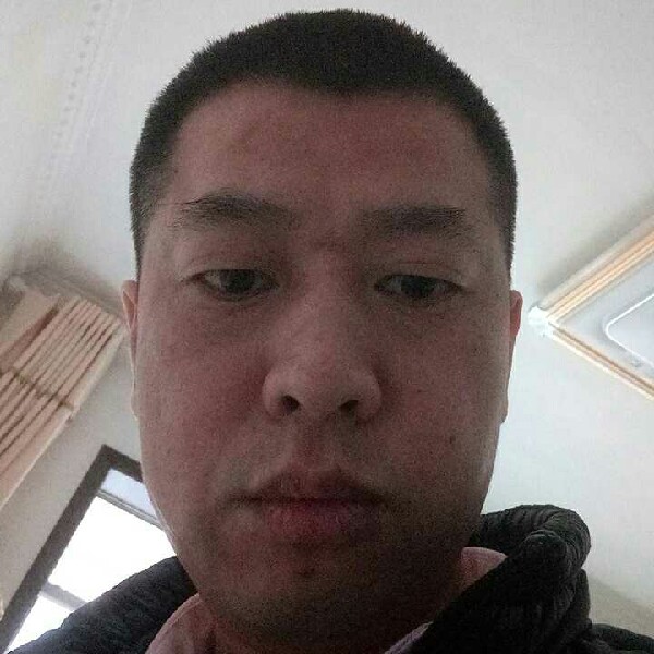 路过的农村娃二的照片