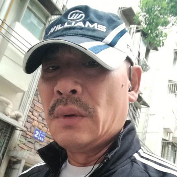 寒冷黑裤的照片