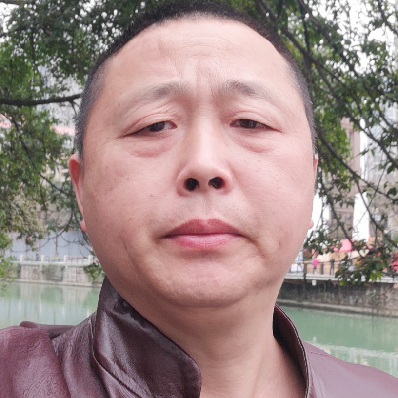 光头强666的照片