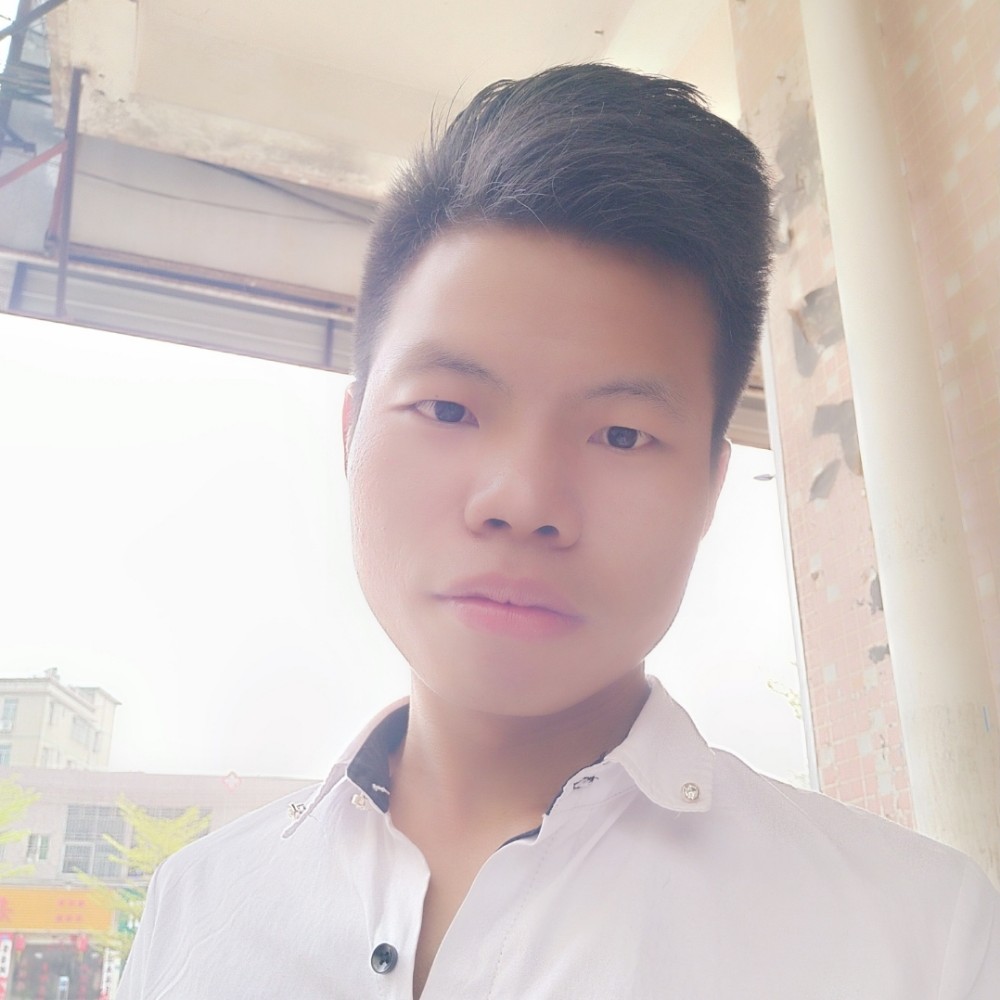 春天挽手专一的照片