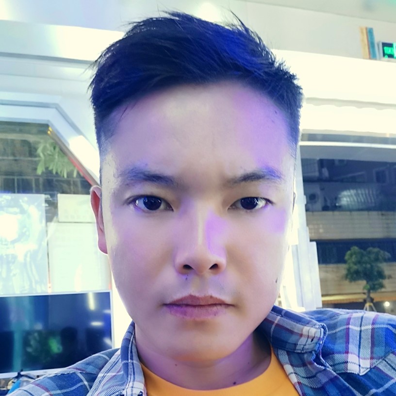 代彦的照片