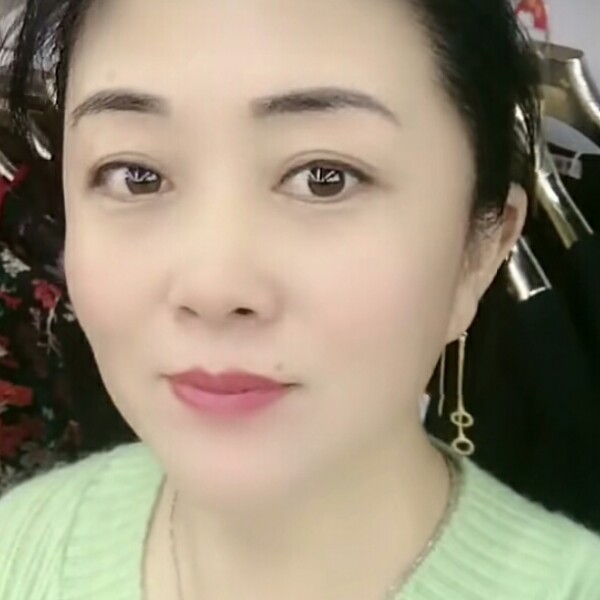 自信的女人，怡婷的照片