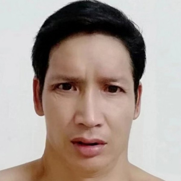 平湖深拥大意的照片