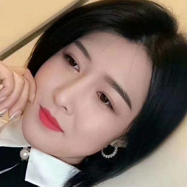 小瑛的照片