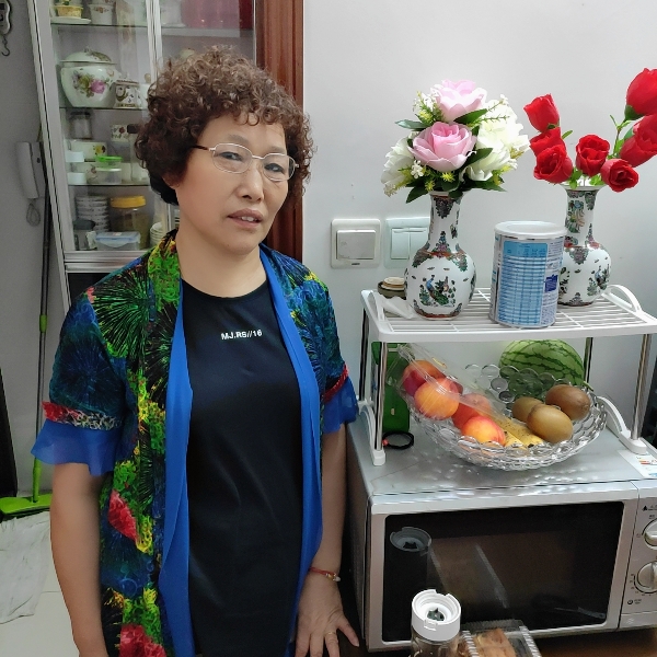 自觉爱板栗的照片