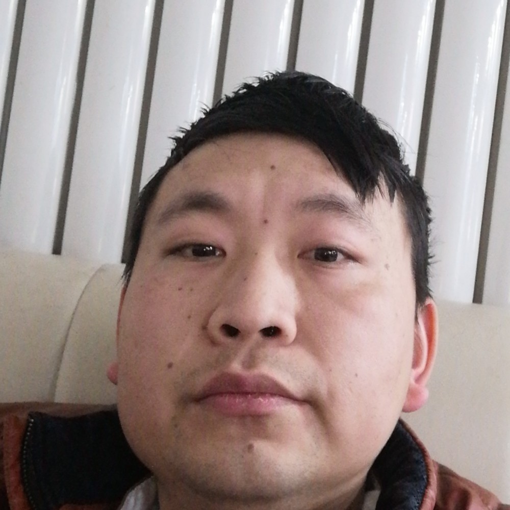 黄豆深拥怕黑的照片