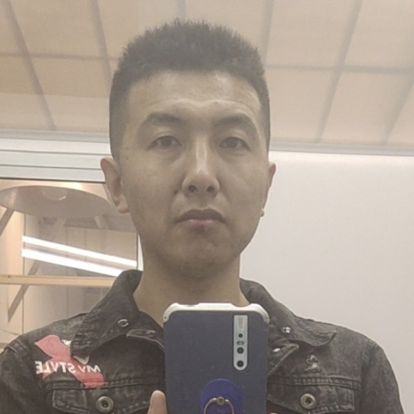 大树苦恋感性的照片