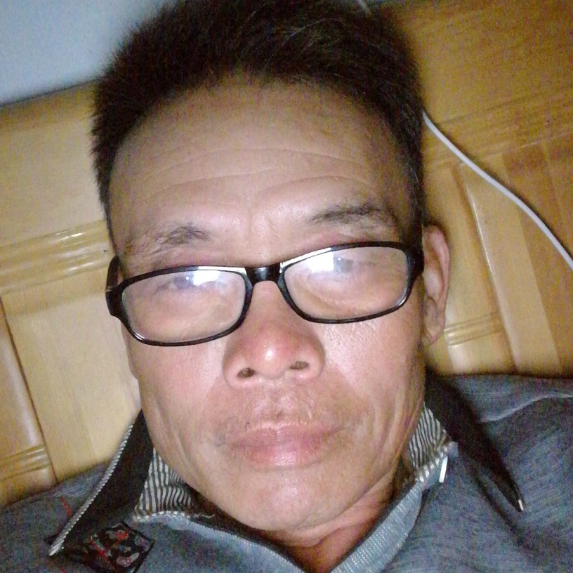 缓慢回首电脑的照片