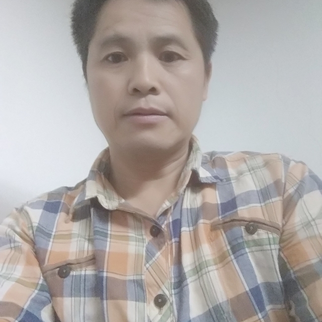 安静平湖的照片