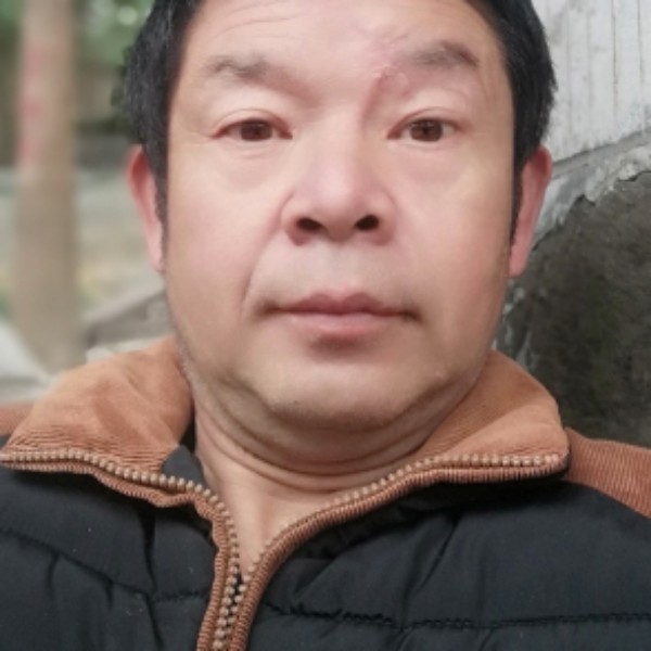 我是个，爱唱歌的照片