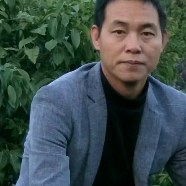 猎豹与亲爱的的照片