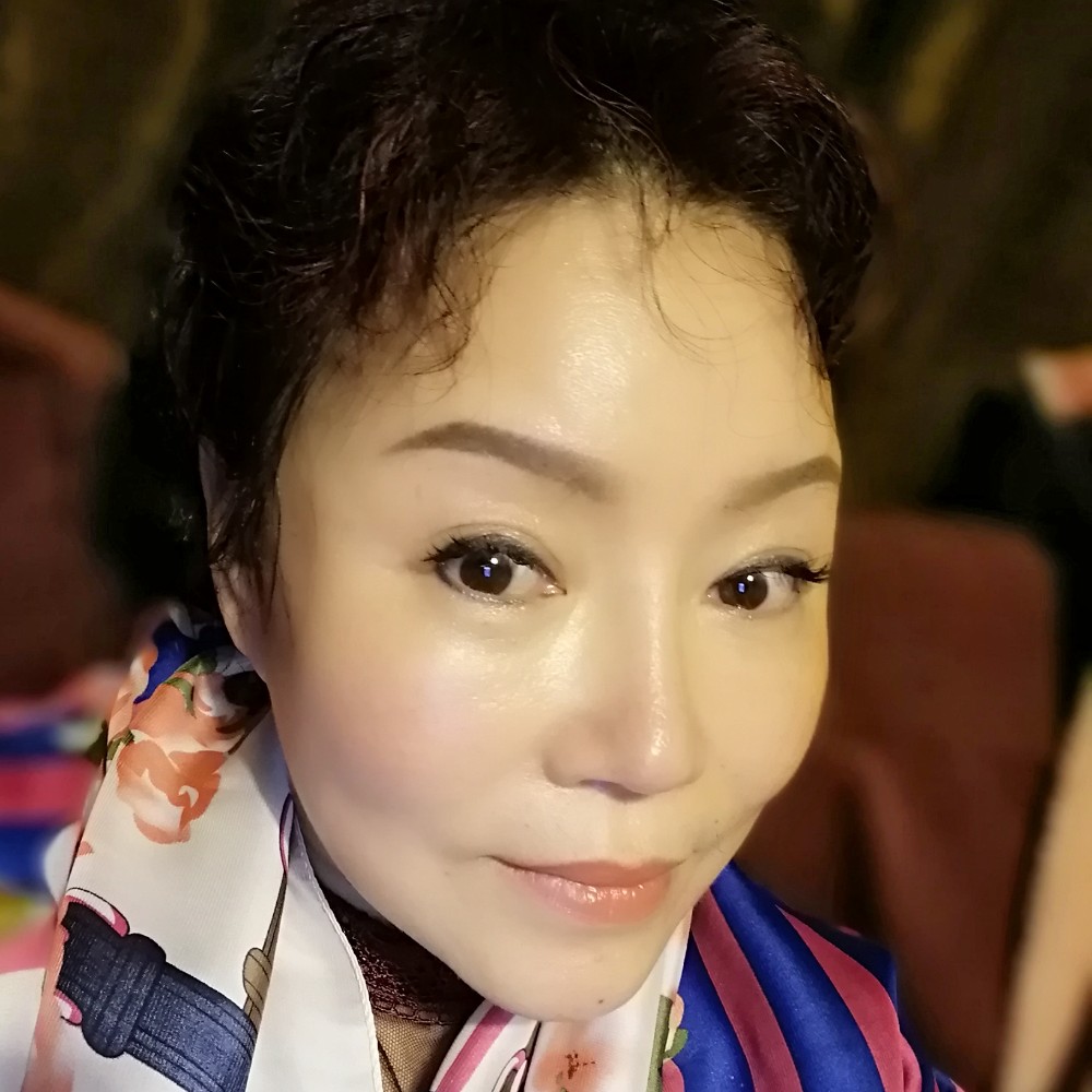 痴情的女人的照片