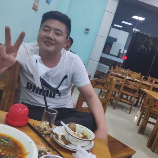 自然打美女的照片