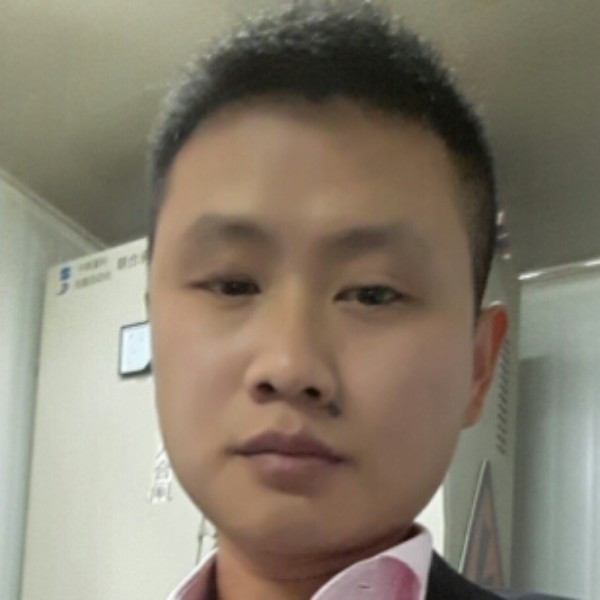 无垠与小白菜的照片