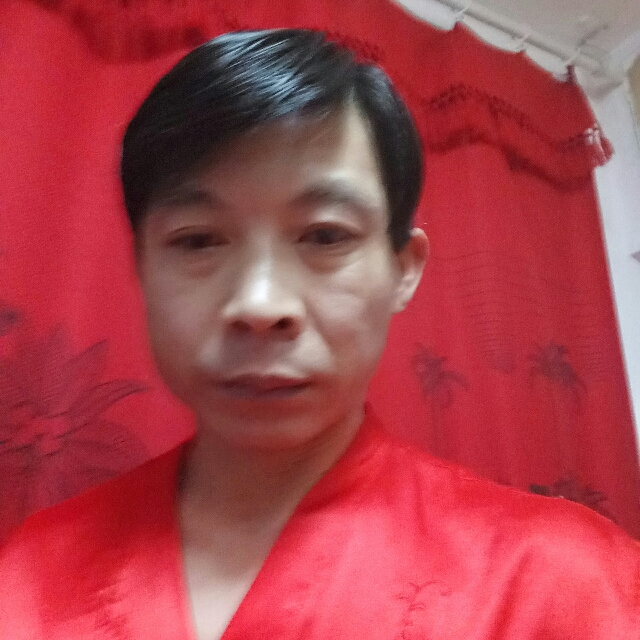 口尖的搬运工的照片