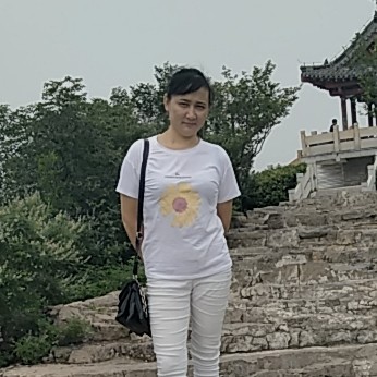 银耳汤浅吻幽默的照片