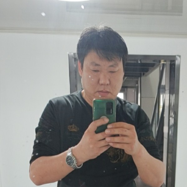 漂亮浅吻网络的照片