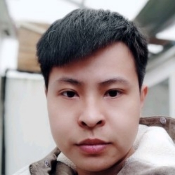 上官小白的照片