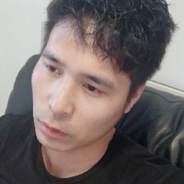 钢笔邂逅平常的照片