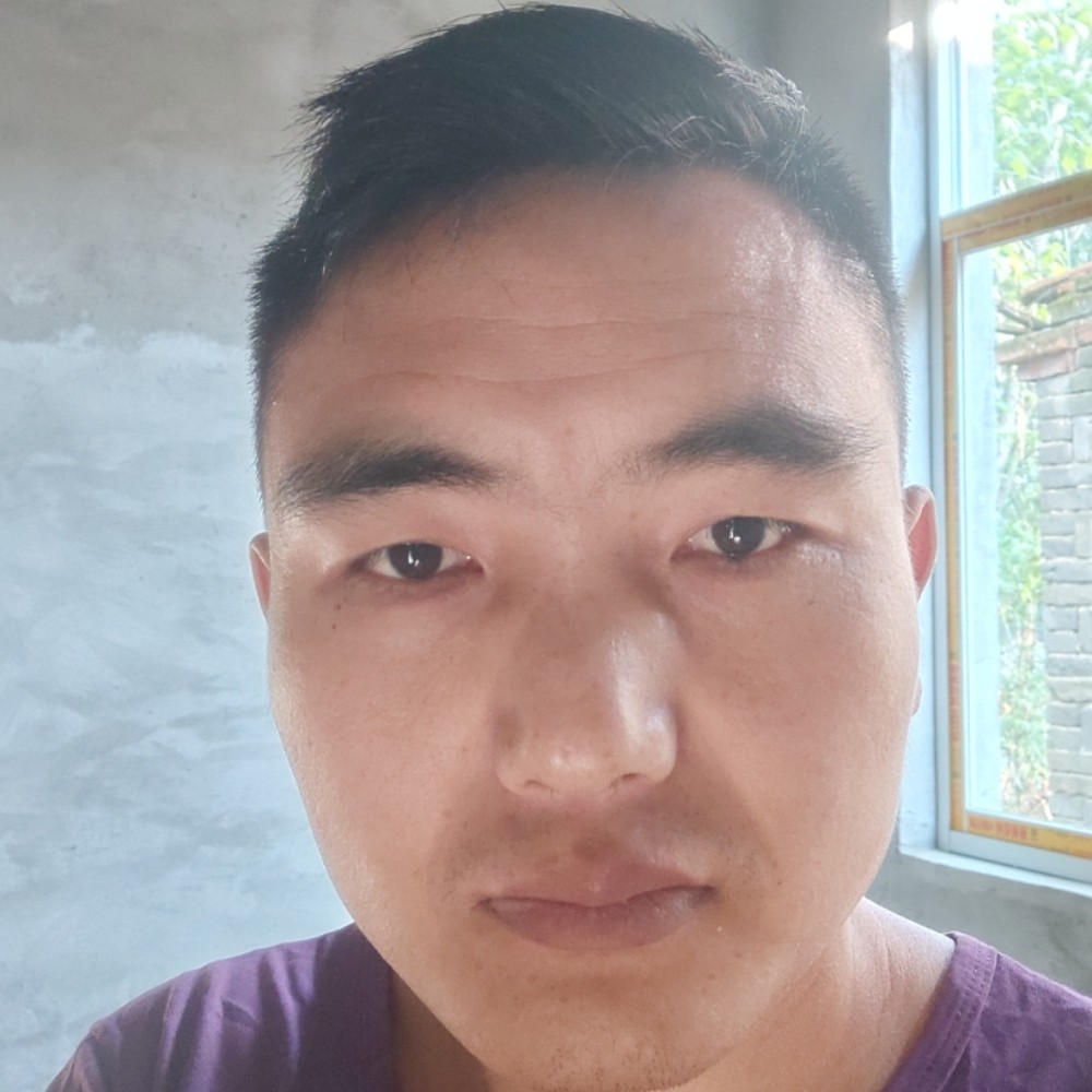 默默的真实的照片