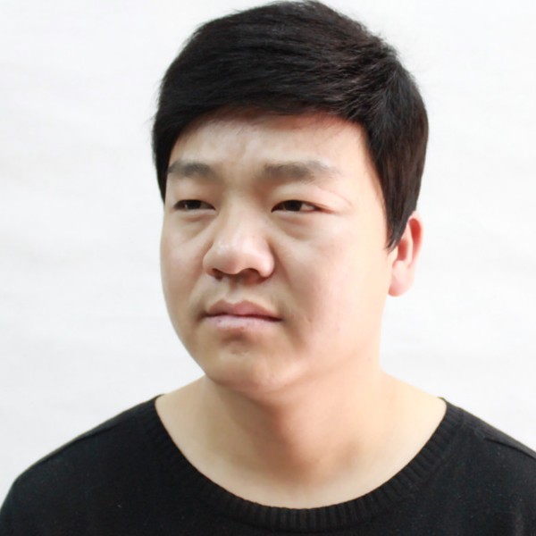 枫叶挽手孤單的照片